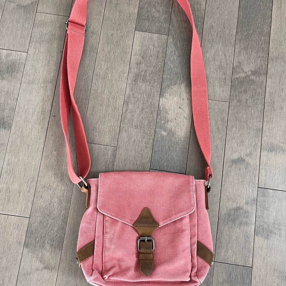 Chic vintage nice red heavy Canvas Crossbody Bag Good used condition